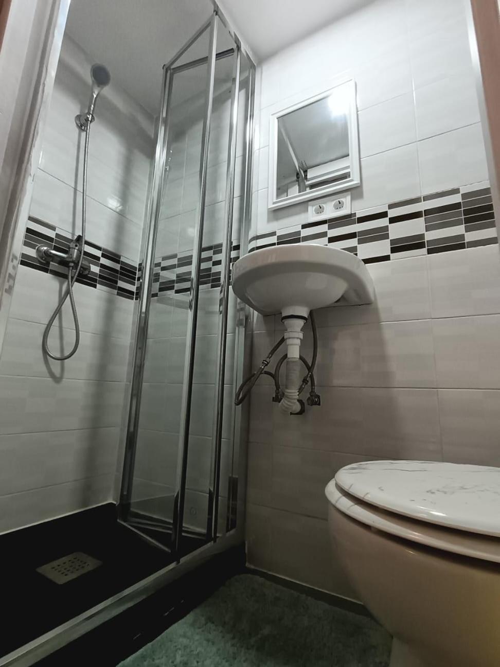 Alanta Apartments Madryt Zewnętrze zdjęcie